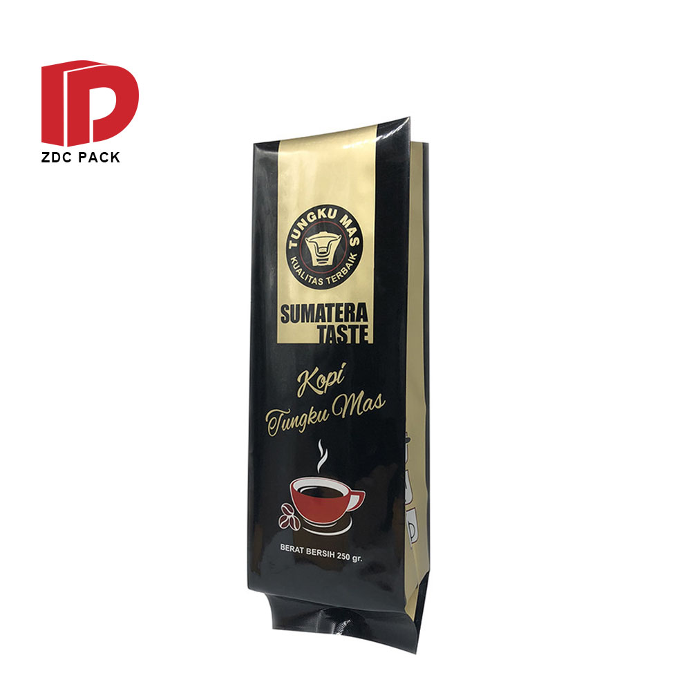 Resealable recycle flat bottom coffee packaging bags with valve